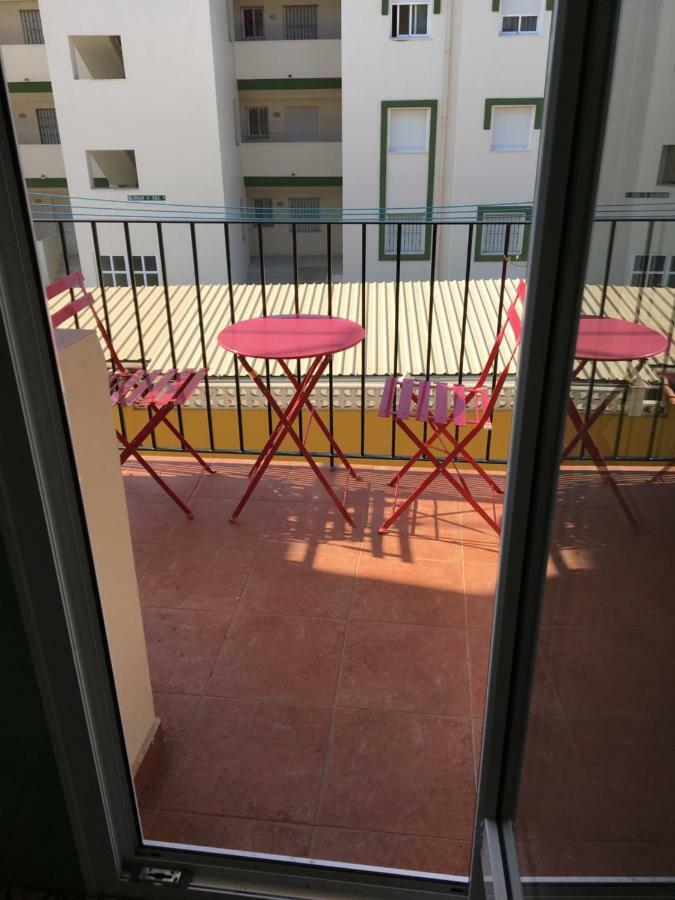 Golden Park Apartment Дения Екстериор снимка